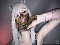 Black Eyes Catwomen Eats Her Own Shit